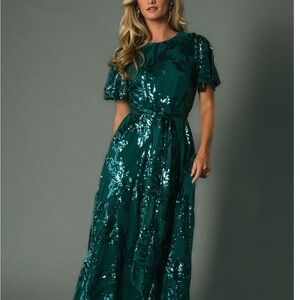 Elegant Green Sequin Dress